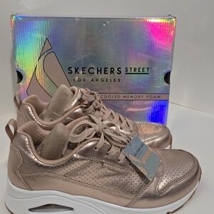 Skechers Women's Rose Gold  Metallic Sneakers Uno-Metallixs Sneaker